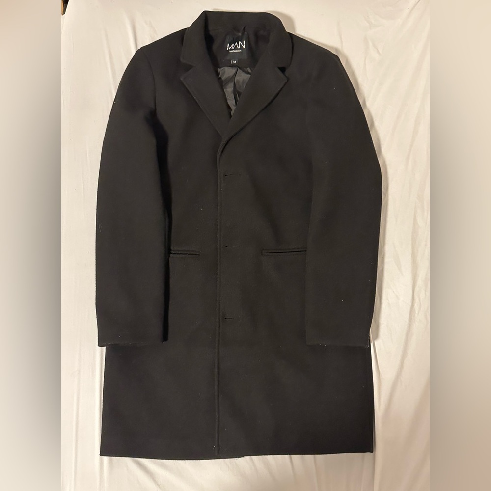 BOOHOO MAN. Single Breasted Wool Mix OverCoat in Black. Size Medium. Worn 3x
